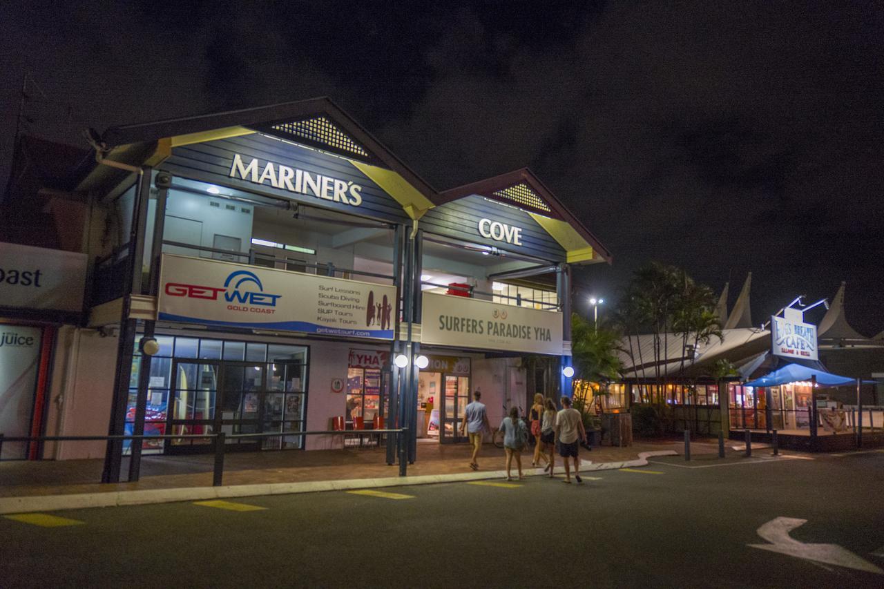 Surfers Paradise Yha Hostel Southport Exterior photo