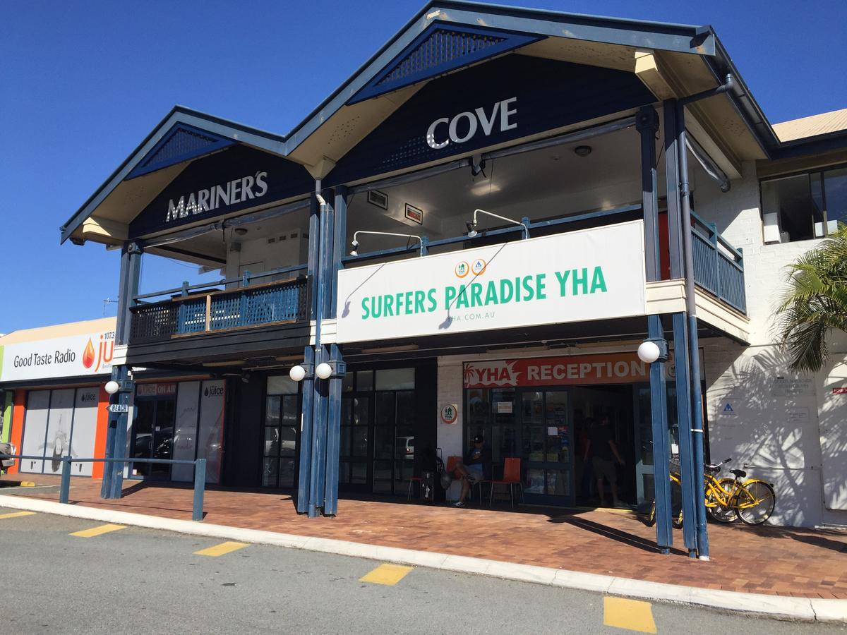 Surfers Paradise Yha Hostel Southport Exterior photo